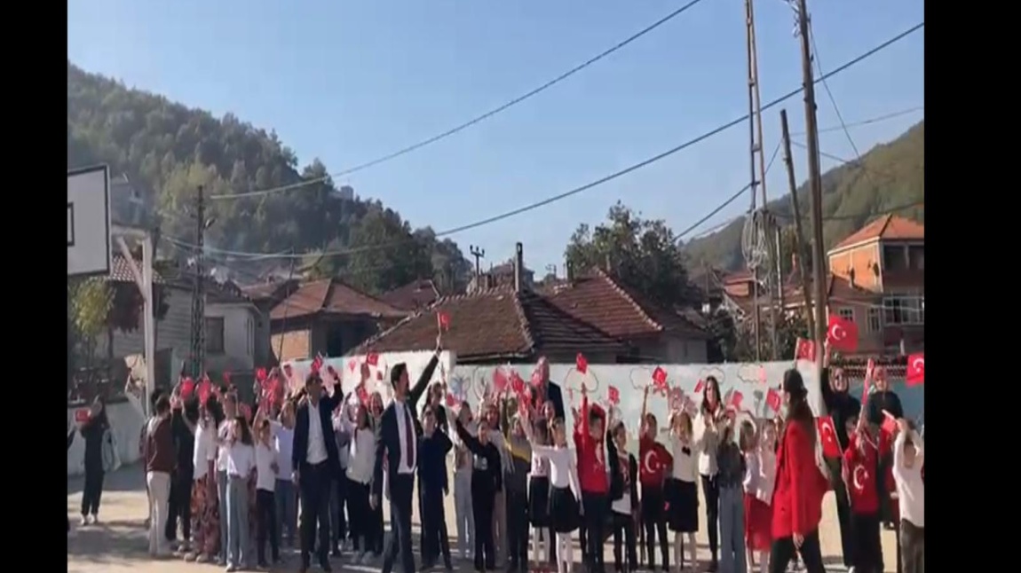 29 Ekim Cumhuriyet Bayramını Çoşkuyla Kutladık.